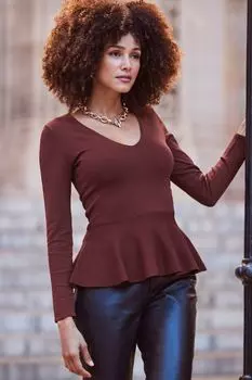 Вязаный топ с баской Sosandar, красный