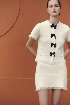 Вязаный жакет с завязками и потертой отделкой ZARA, экрю