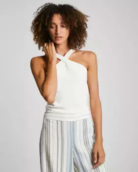 Вязаный женский топ с воротником-халтер Trucco, белый