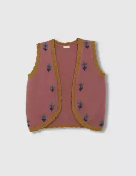 Вязаный жилет для девочки с цветочной вышивкой и контрастной окантовкой Gocco, розовый