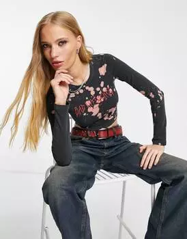 Выбеленный топ с длинными рукавами и графикой плохого влияния ASOS DESIGN
