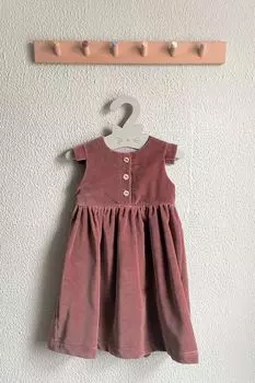 Вырезное платье с разрезом на пуговицах Josette, красный