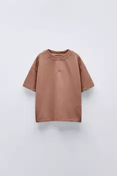 Вышитая футболка ZARA, цвет raspberry