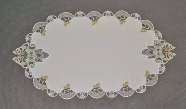 Вышивка Плауэнская дорожка "Бабочка", Плауэнское кружево, Сделано в Германии Stickereien Plauen 95х50 см, зеленый/желтый/белый