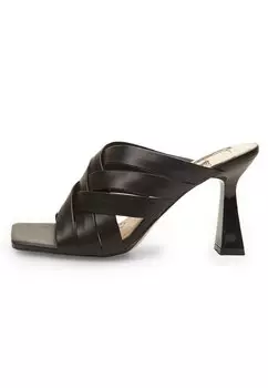 Высокие мюли Bata, цвет schwarz