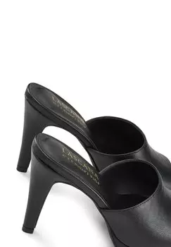 Высокие мюли LASCANA, черные