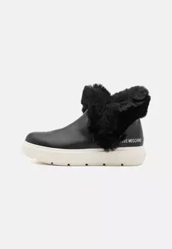 Высокие туфли Love Moschino, цвет black