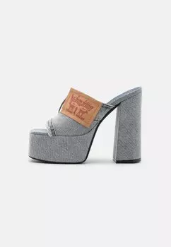 Высокие туфли-мюли BACKPOCKET Jeffrey Campbell, цвет light blue denim