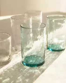 Высокий стакан из кованого стекла Zara Home, бирюзовый