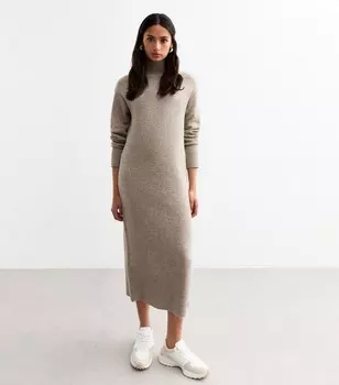 Высокое коричневое трикотажное платье миди с высоким воротником New Look, коричневый