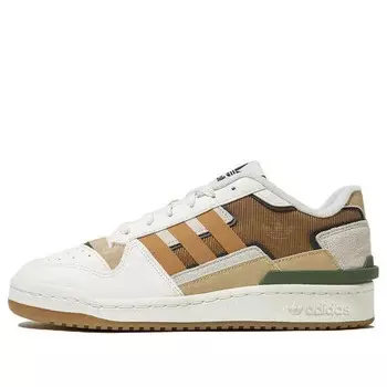 Выставка форума Sneakers Adidas, бежевый