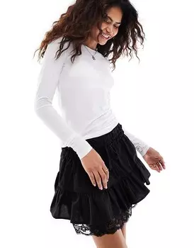 Weekday – Белый топ с длинными рукавами