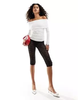 Weekday - Дарья - Белый топ с открытыми плечами, длинными рукавами и отворотом