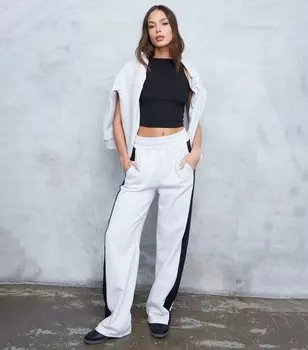 WKNDGIRL Серые широкие джоггеры с полосками по бокам WKNDGIRL, серый