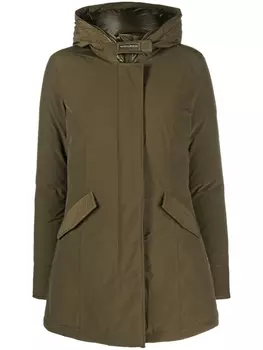 Woolrich пуховик с капюшоном, зеленый