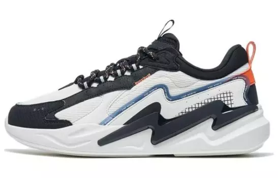 XTEP Lightning Lifestyle Shoes Men Low-top Black/white