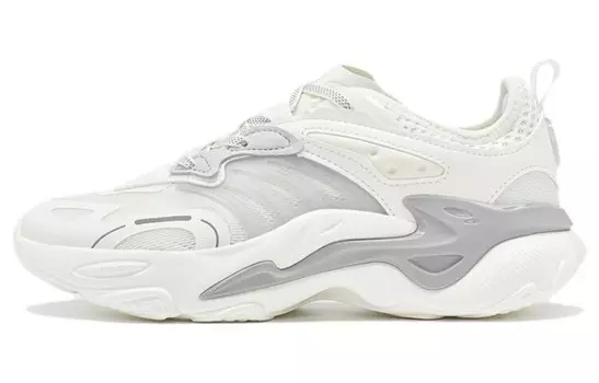 XTEP Red Flame TD Lifestyle Shoes Women's Low-top White/gray