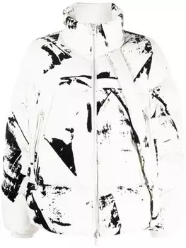 Y-3 paint splatter-print puffer jacket, нейтральный цвет