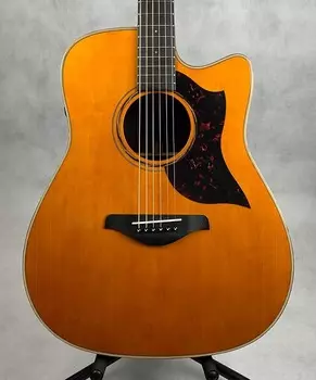 Yamaha A3R ARE Dreadnought Cutaway - Vintage Natural