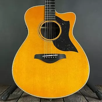 Yamaha AC5R ARE Concert Acoustic Electric, Rosewood- Vintage Natural Yamaha AC5R ARE Concert Electric, Rosewood