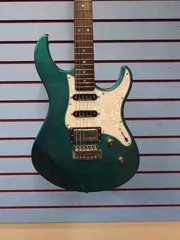 Гитара Yamaha PAC612VIIX, бирюзово-зеленый металлик