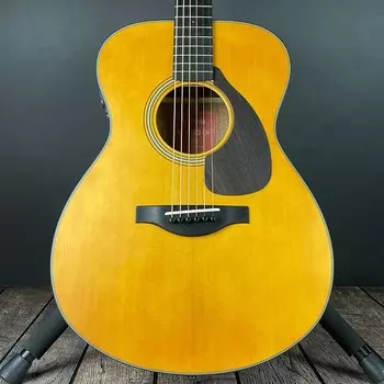 Yamaha Red Label FSX5 Concert Acoustic-Electric-Vintage Natural