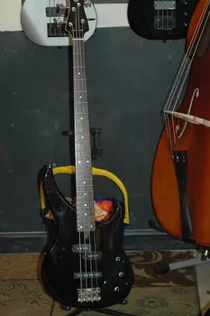 Yamaha TRBX174EW 2020 Черный