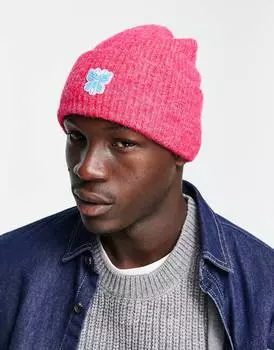Ярко-розовая пушистая шапка с резиновой нашивкой ASOS DESIGN Deep Turn Up