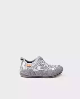 Закрытые домашние тапочки для детей из набивной ткани Toni Pons, серый