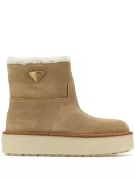Замшевые ботильоны Prada, нейтральный цвет