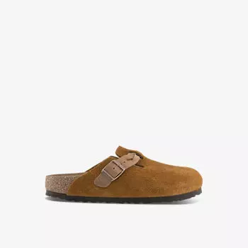 Замшевые сабо boston с тисненым логотипом Birkenstock, цвет braided mink