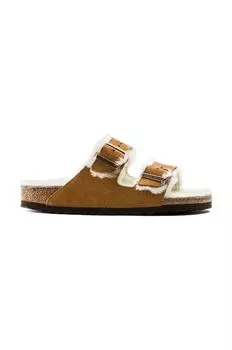 Замшевые шлепанцы Arizona из овчины Birkenstock, коричневый