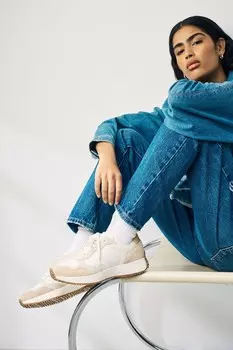 Замшевые спортивные кроссовки Forever Comfort на толстой подошве и декоративной строчкой Next, белый