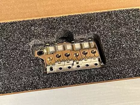 Запатентованный механически обработанный бридж тремоло PRS Gen-2 Nickel Patented Machined Tremolo Bridge