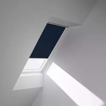 Затемняющие рулонные шторы VELUX «DKL MK10 1100SWL», затемнение, затемнение, без сверления, на направляющих, белые направляющие и ручка, цвет Dunkelblau + wei