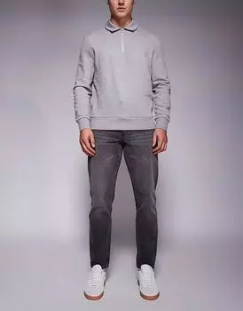 Зауженные джинсы ASOS DESIGN с тонировкой черного цвета