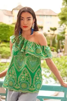 Зеленая блузка на одно плечо с рюшами и английской вышивкой Another Sunday, зеленый
