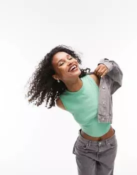 Зеленая майка с закругленными краями Topshop