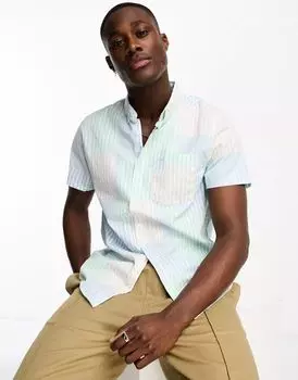 Зеленая рубашка с короткими рукавами Hollister, логотипом бренда, карманом и узором в полоску в стиле пэчворк