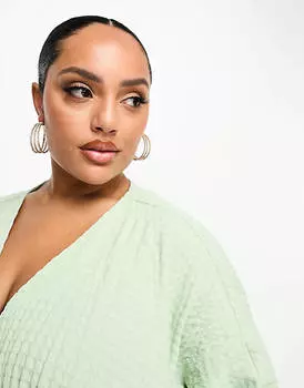 Зеленое платье миди с крыльями летучей мыши и запахом спереди ASOS DESIGN Curve