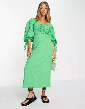 Зеленое текстурированное платье миди с объемными рукавами из ткани Topshop Topshop