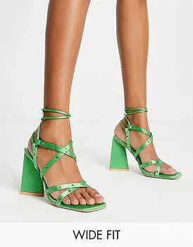 Зеленые атласные босоножки на блочном каблуке RAID Wide Fit Elinora с заклепками