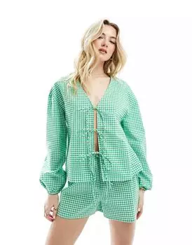 Зеленые пляжные шорты в мелкую клетку Esme