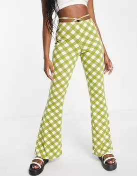 Зеленые расклешенные брюки в мелкую клетку с завязками на талии ASOS DESIGN