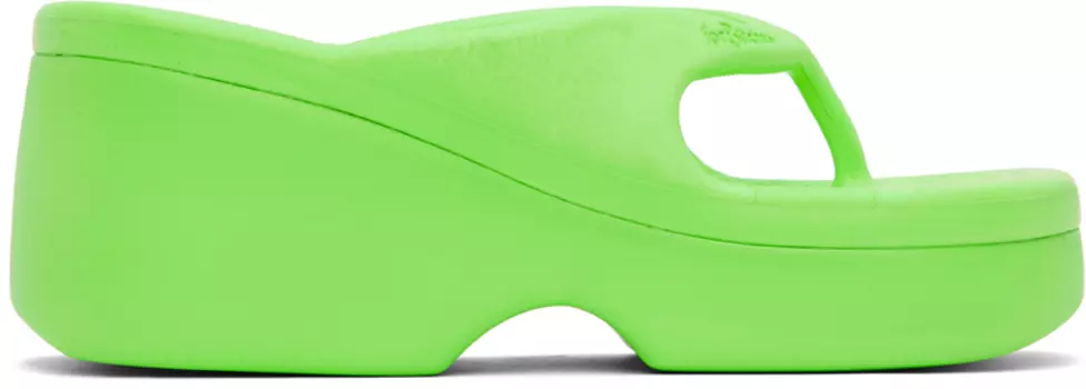 Зеленые шлепанцы на платформе forBitches