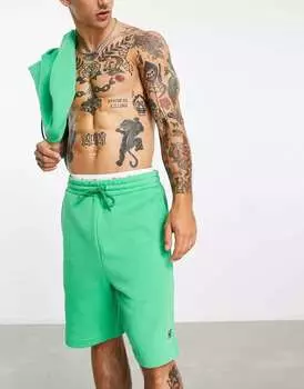 Зеленые спортивные шорты для HIIT