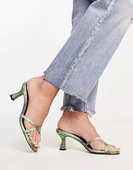Зеленые туфли-лодочки на среднем каблуке ASOS Hania со змеиным принтом