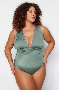 Зеленый купальник с глубоким V-образным вырезом и перекрещенной спиной Trendyol