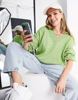 Зеленый массивный джемпер с v-образным вырезом ASOS DESIGN