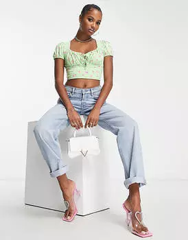 Зеленый укороченный топ с короткими рукавами и цветочным принтом ASOS DESIGN Petite